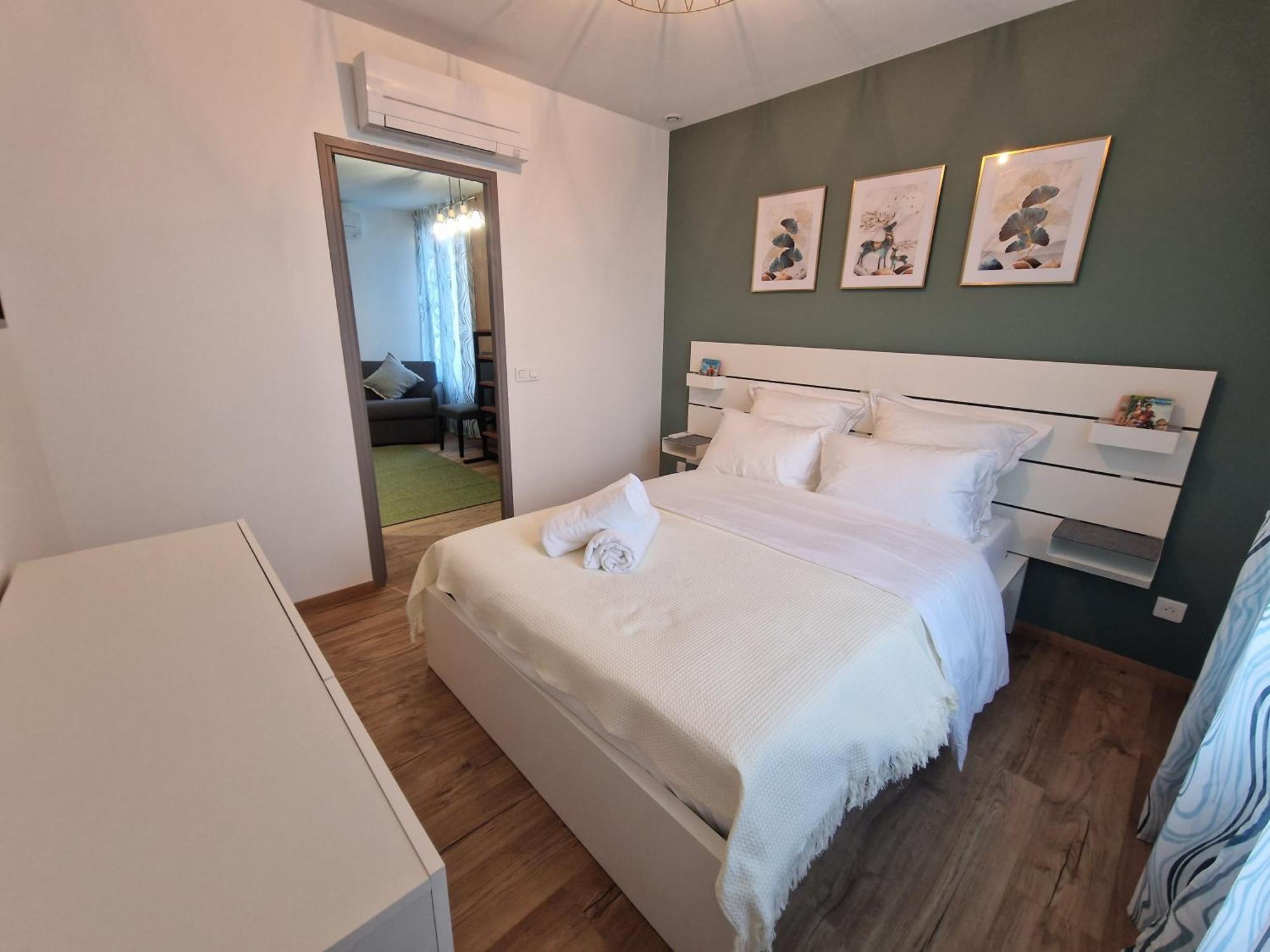 Maison D'Hotes Avec 3 Appartements Et Un Studio Viry-Châtillon Extérieur photo