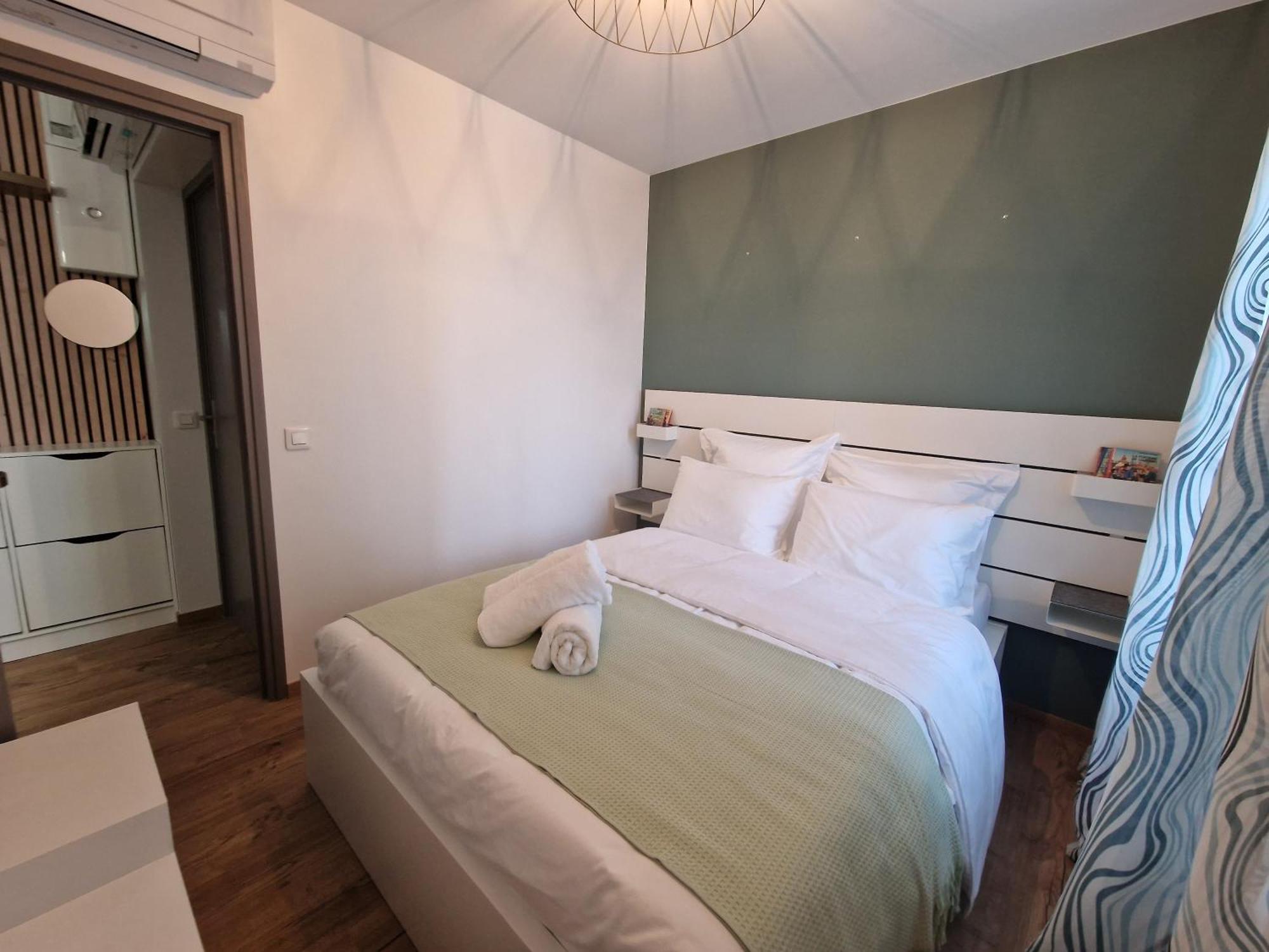 Maison D'Hotes Avec 3 Appartements Et Un Studio Viry-Châtillon Extérieur photo